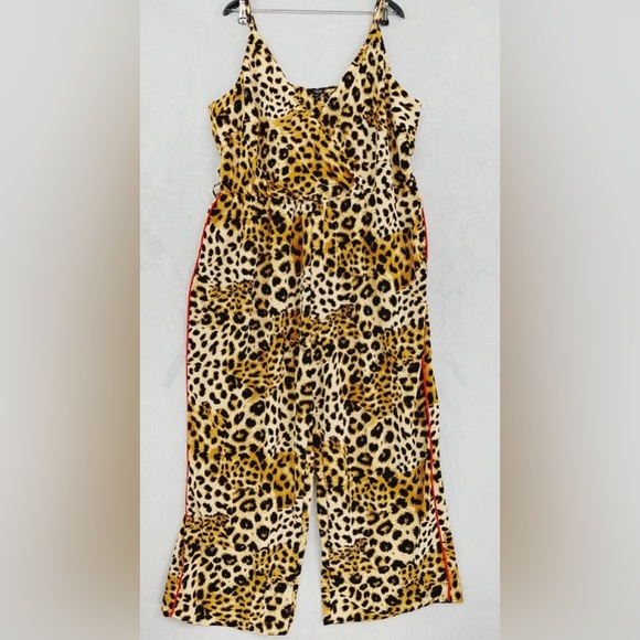 TOXIK 3-  Leopard Print Wide Leg Pant Suit size Medium - Picture 15 of 16
